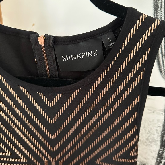 Black body con mini dress with metallic gold pattern all over. Mink Pink. Size S - Picture 4 of 8